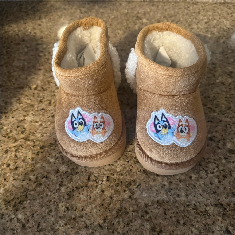 Adorable Tan Baby Walker Shoes with Cartoon Design